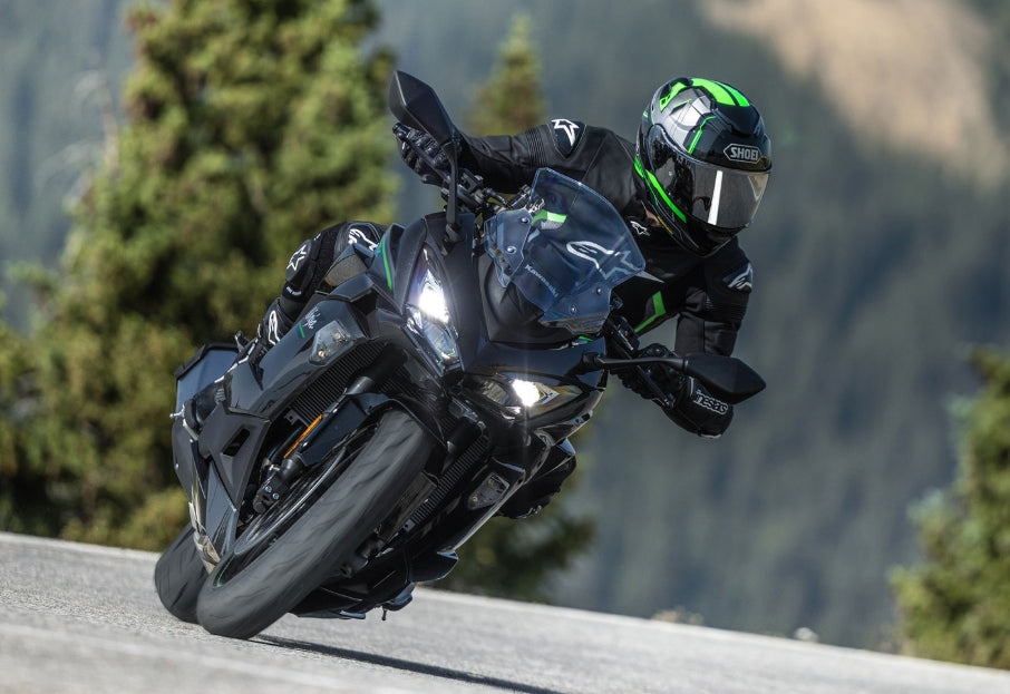 Kawasaki1 Ninja 250cc 250cc Liquid Cooled Engine Gasolian Sport Racing Racing Sport Motorcycle Used Gasolian Motorcycles